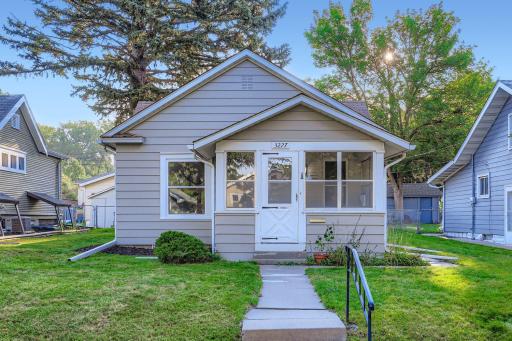 3227 NE Tyler St - Web Quality - 002 - 02 Exterior Front - Copy.jpg