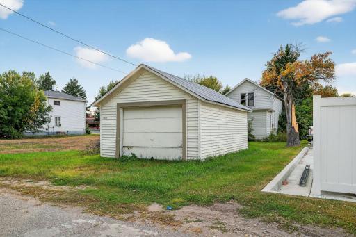 514 N Main Street, Crookston, MN 56716
