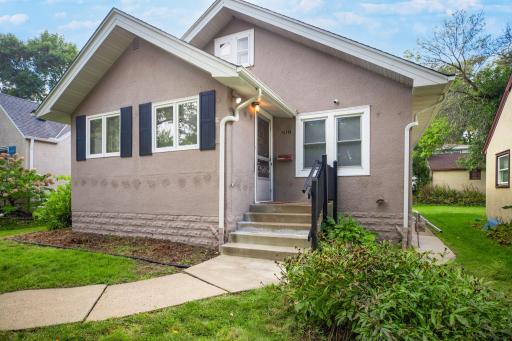 2921 Zenith Avenue N, Minneapolis, MN 55422