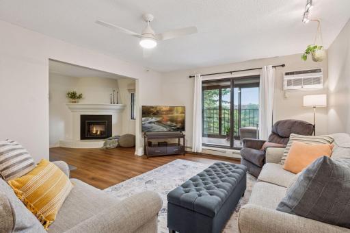 5643 Green Circle Drive, 312, Hopkins, MN 55343