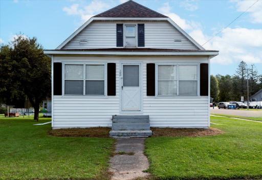 Photo for 100 Grover Street N, Ridgeland, WI 54763 - listing #6789542 100 Grover Street N, Ridgeland, WI 54763