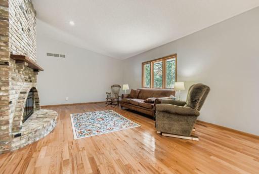 4542 148th Court, Saint Paul, MN 55124