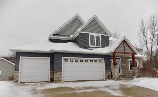 Photo for 3585 Bridgeview Drive SE, Rochester, MN 55904 - listing #6789638 3585 Bridgeview Drive SE, Rochester, MN 55904