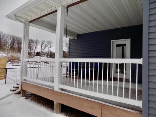 Winter picture- side deck