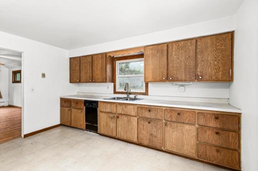 1731 W Arrowhead Road, Duluth, MN 55811