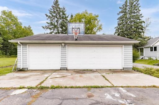 1731 W Arrowhead Road, Duluth, MN 55811