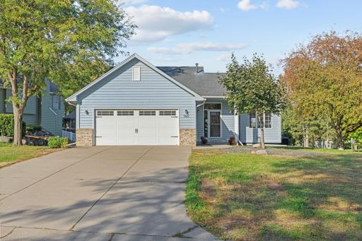 1165 Autumn Drive, Woodbury, MN 55125