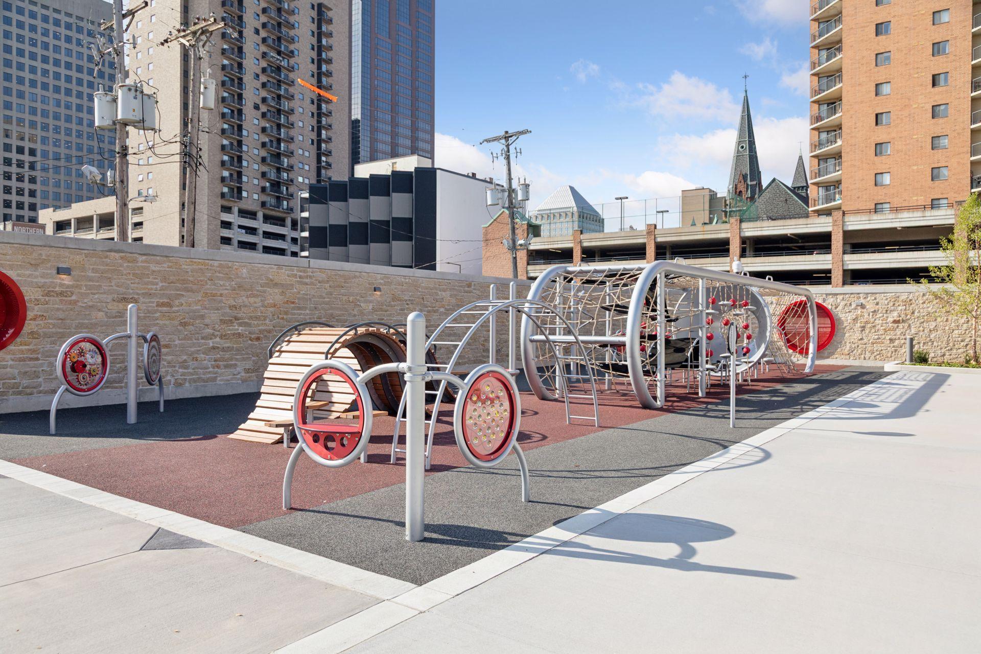 500 Robert Street North - Spacecrafting - 0074.jpg