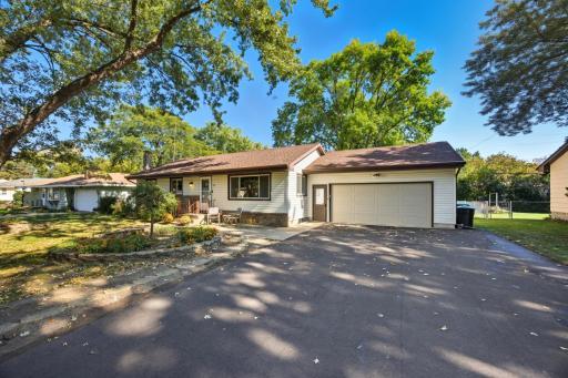 7739 Woodlawn Drive, Saint Paul, MN 55112