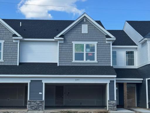 2203 Tyrone Drive, Shakopee, MN 55379