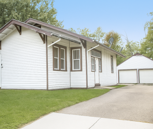 414 8th Street SE, Waseca, MN 56093