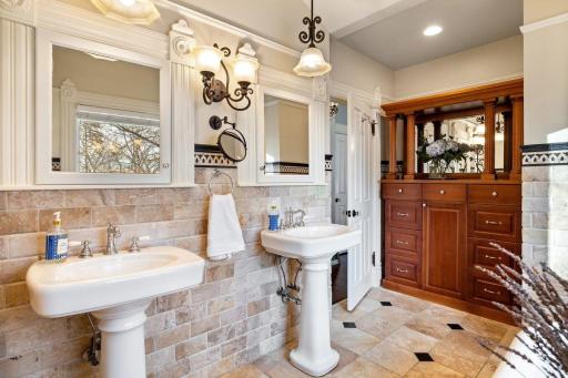 2199 1st Street, White Bear Lake, MN 55110