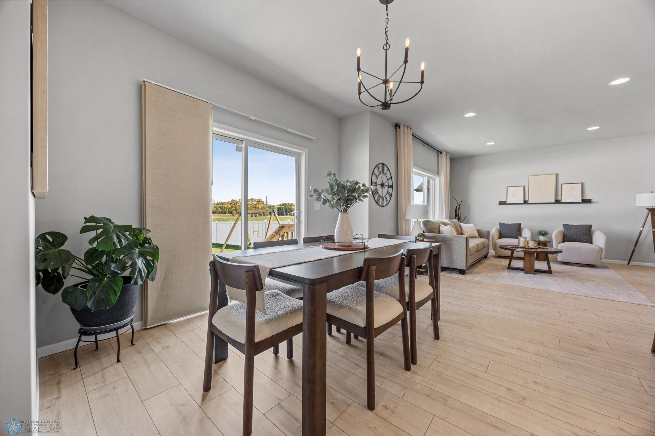 Dinning Room.jpg