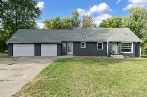 7650 Stillwater Way N, Saint Paul, MN 55128