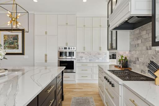 Kitchen has plenty of storage
