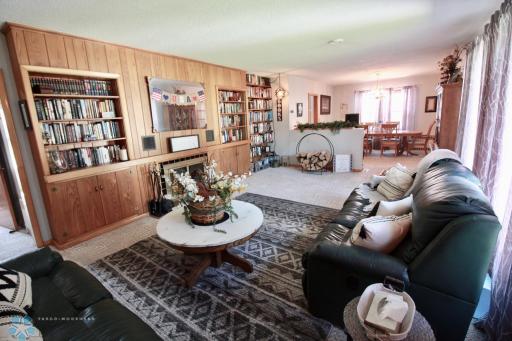 407 2nd Avenue SW, Hankinson, ND 58041