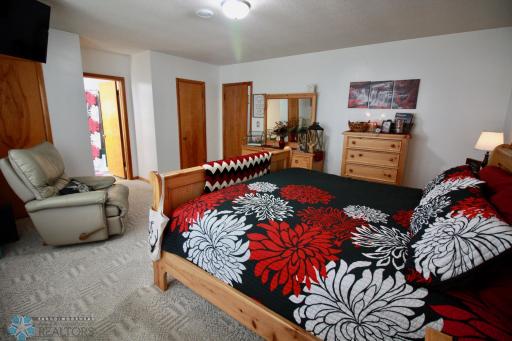 407 2nd Avenue SW, Hankinson, ND 58041