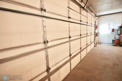 407 2nd Avenue SW, Hankinson, ND 58041