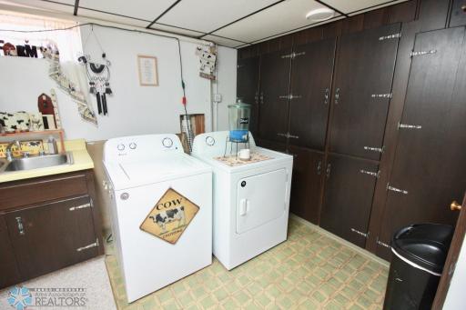 407 2nd Avenue SW, Hankinson, ND 58041
