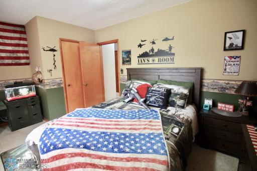 407 2nd Avenue SW, Hankinson, ND 58041