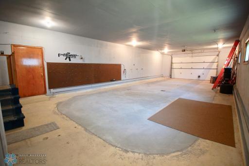 407 2nd Avenue SW, Hankinson, ND 58041