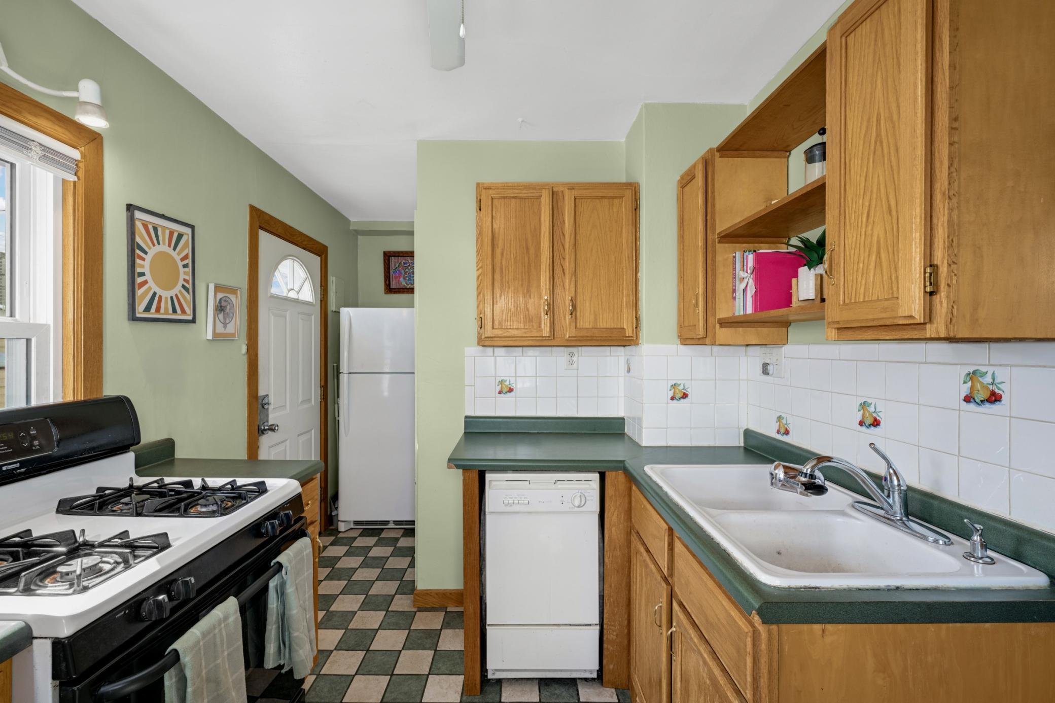 Subway tile backsplash adds style