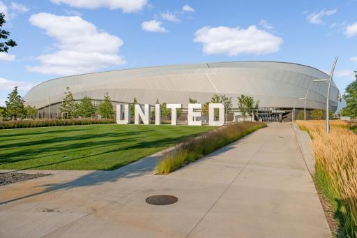 Minutes away from Allianz Field