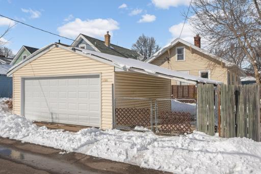 South-facing driveway means natural snow melt!