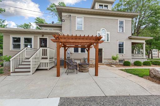 404 3rd Street NW, Faribault, MN 55021