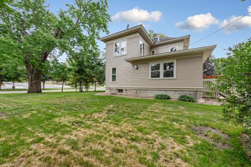 404 3rd Street NW, Faribault, MN 55021