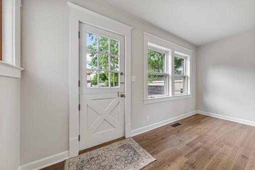 404 3rd Street NW, Faribault, MN 55021