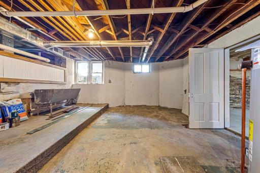 404 3rd Street NW, Faribault, MN 55021