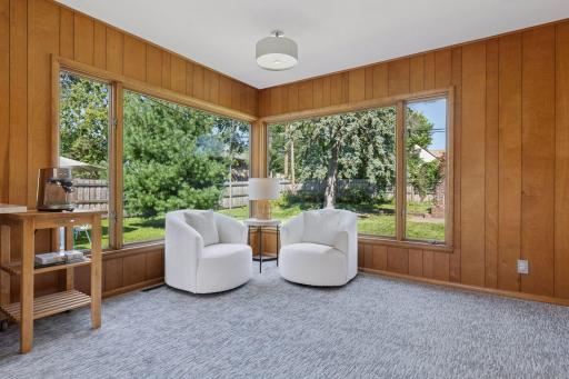Incredible wall of windows with sightlines to the fully fenced in yard.