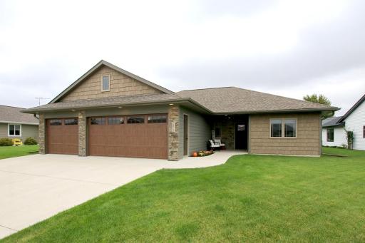 173 Denver Avenue SE, Hutchinson, MN 55350
