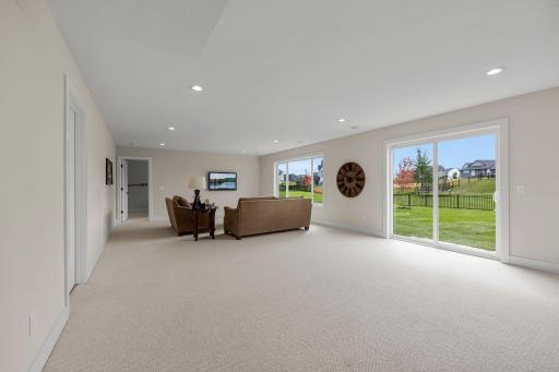 19791 Henning Avenue, Lakeville, MN 55044