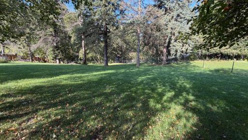 4040 Tonkawood Road, Minnetonka, MN 55345