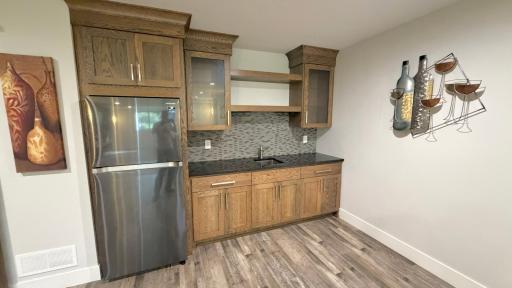 4040 Tonkawood Road, Minnetonka, MN 55345