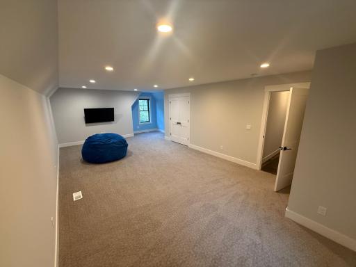 4040 Tonkawood Road, Minnetonka, MN 55345