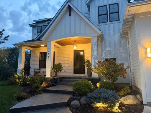 4040 Tonkawood Road, Minnetonka, MN 55345