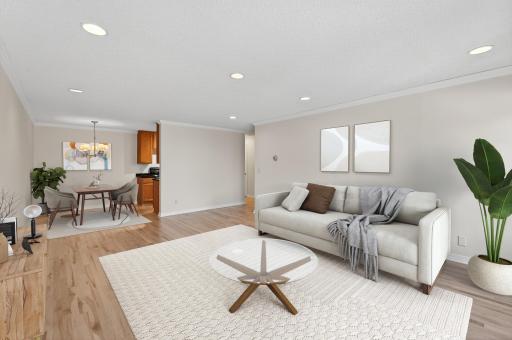 821 Douglas Avenue, 204, Minneapolis, MN 55403