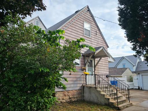 1079 W 5th Street, Winona, MN 55987