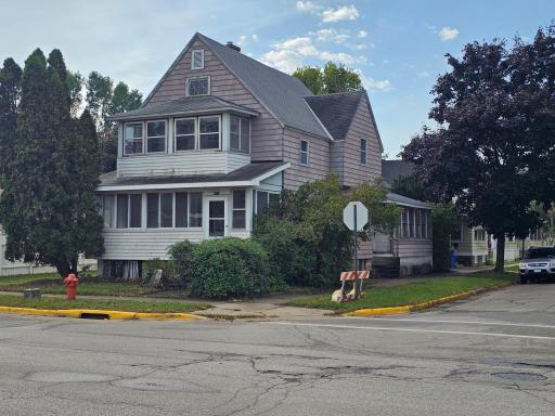 1079 W 5th Street, Winona, MN 55987