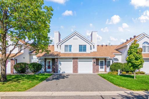 536 Old Steine Circle, Saint Paul, MN 55112