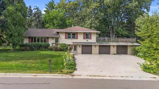 2265 Marion Road, Roseville, MN 55113
