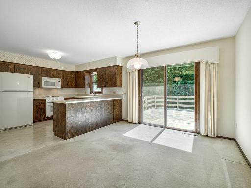 688 W Wentworth Avenue, Saint Paul, MN 55118