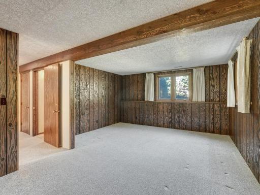 688 W Wentworth Avenue, Saint Paul, MN 55118