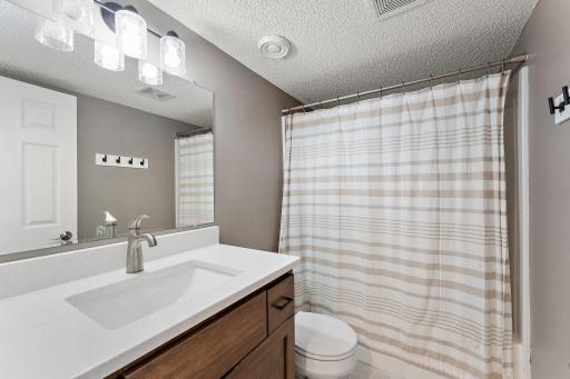 3413 Interlachen Drive NE, Ham Lake, MN 55304