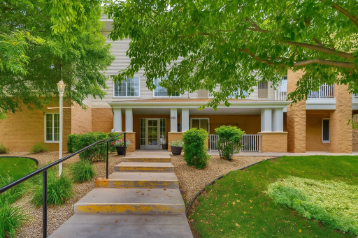 1600 Arundel Street, 204, Saint Paul, MN 55117