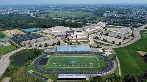 Wayzata_High_School_aerial_2,_August_2024.jpg