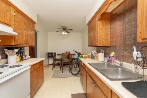 1055 Spencer Street S, Shakopee, MN 55379